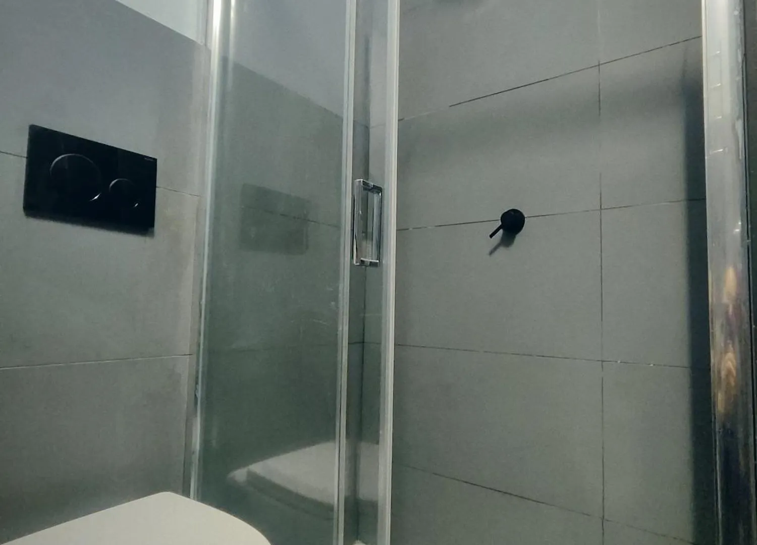 Cinhouse Hostel Milan